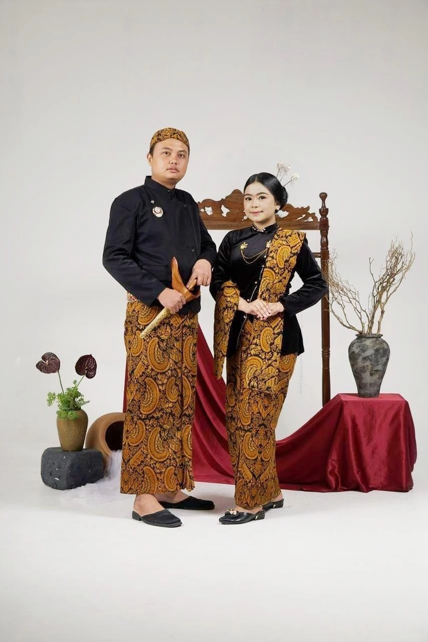 FITRI-CHANDRA 4 FITRI-CHANDRA 4